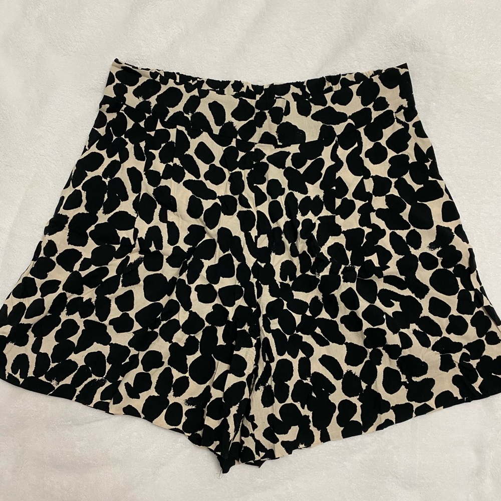 H&M Shorts with Pockets